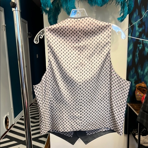 Gray Men's Vest - Picture 4 of 5